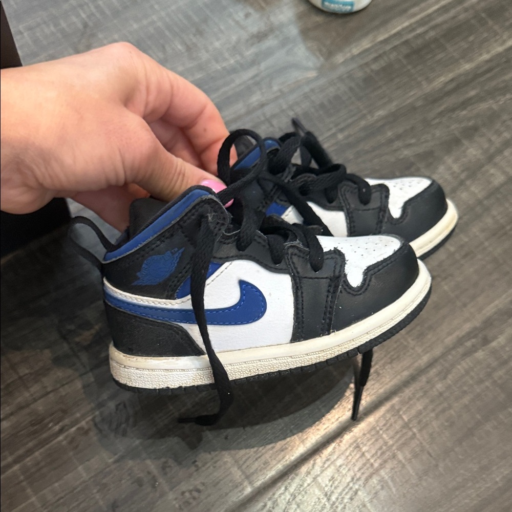 Nike Kids Black, White, & Blue Jordan 1 Mid